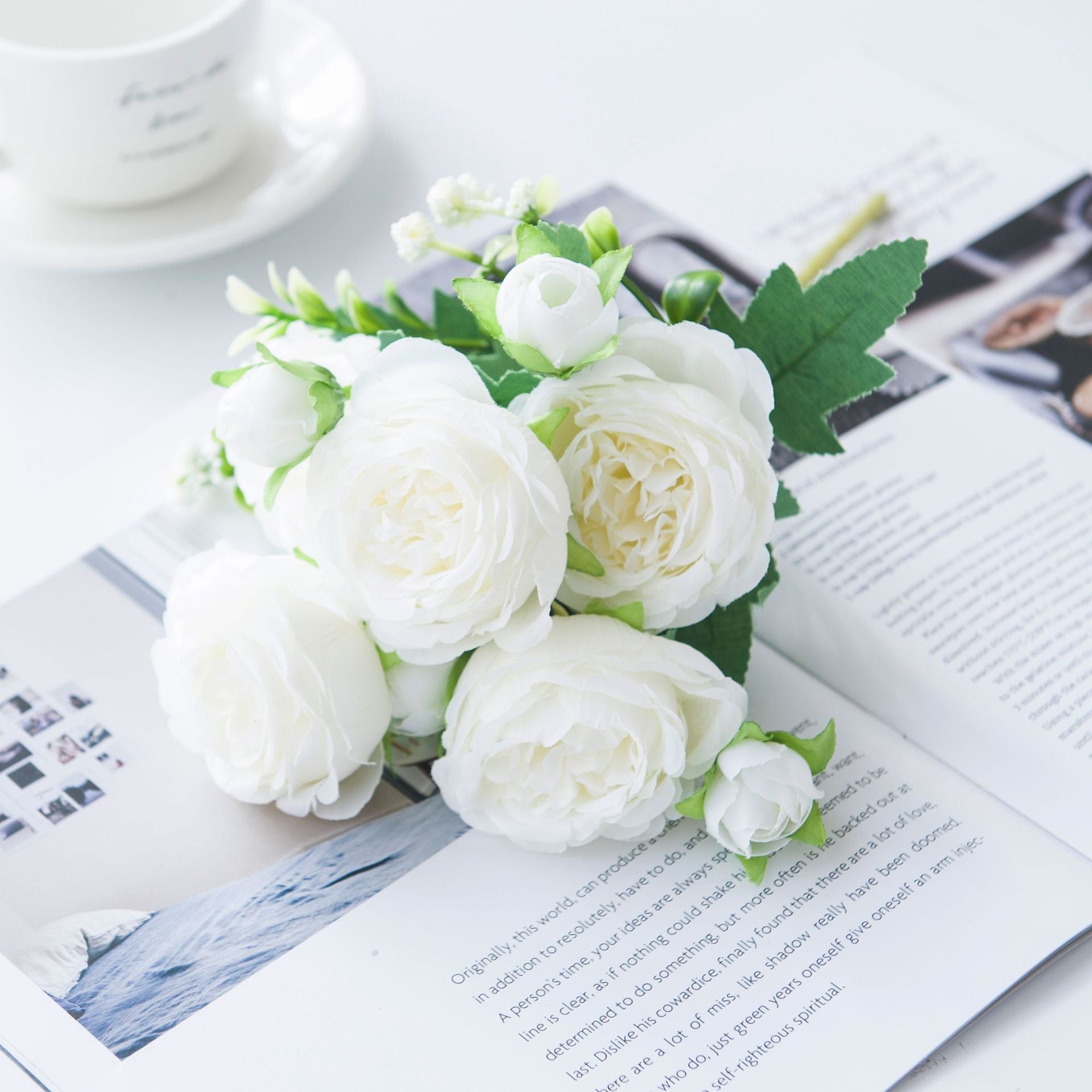 White peony bouquet Vase Decoration